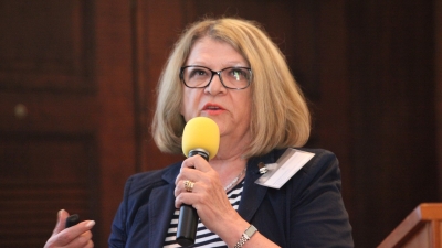 6. CONTROLLING CONFERENCE